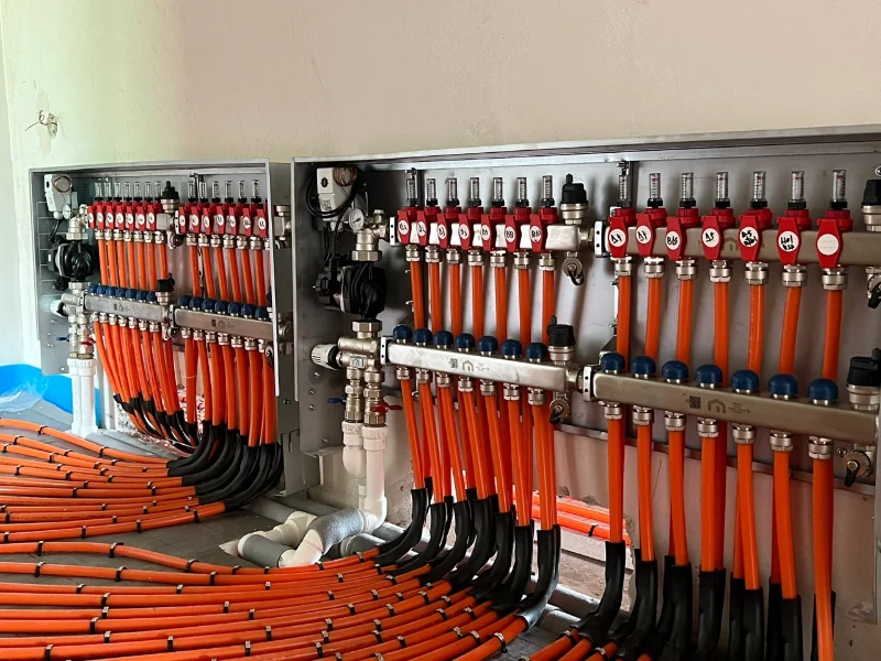 Manifolds for underfloor heating, with the circuits connected