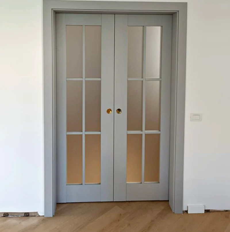 White double door with glass divided into panes, for a 175 cm opening